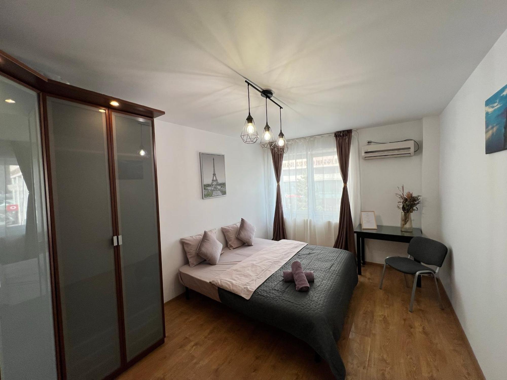 2 Rooms Apartment City Center Iasi Exterior photo