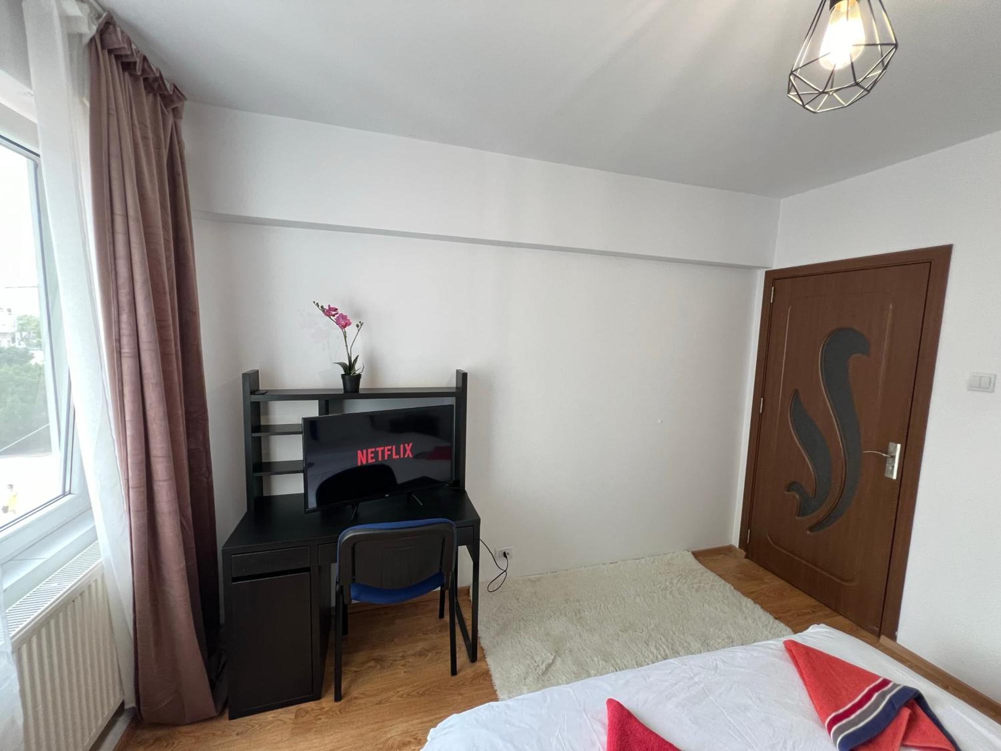 2 Rooms Apartment City Center Iasi Exterior photo
